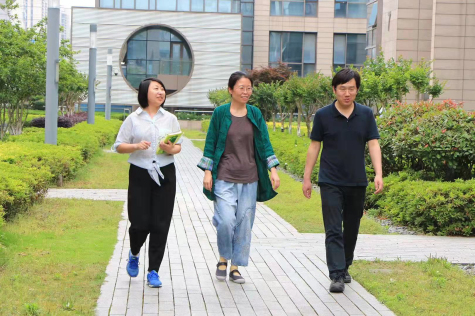 中国化工报副总编孟晶到威廉体育集团走访调研