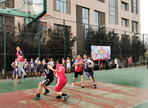 “立信杯”篮球争霸赛在威廉体育科技园举行