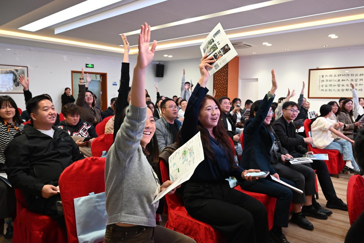 1764722252180286.png 微信图片_20251201125639.png